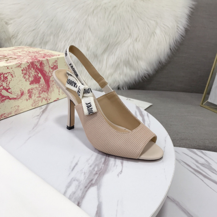 D10R HEELS D896-138