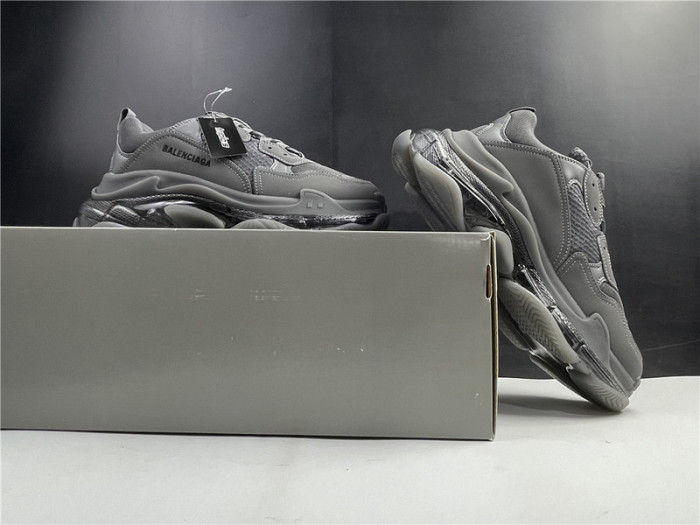 blcg sneaker triple.s.gomma dark grey 541624 w2ga1 1801