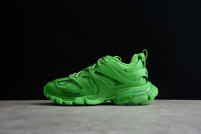 blcg track trainer green w2lb1 3951