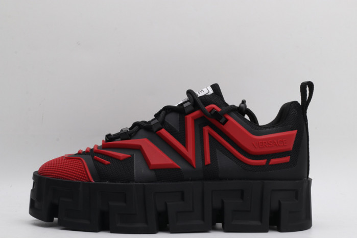 vers sneakers