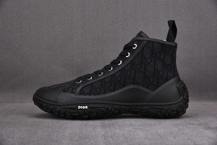 d10r b28 sneakers high top