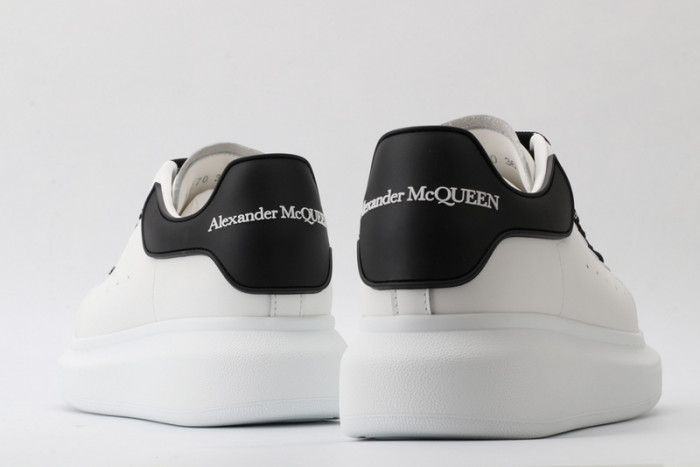 A1exa*der Mcqv*en SNEAKERS MC5563-029