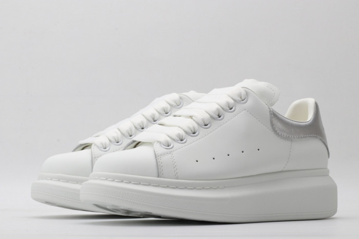 A1exa*der Mcqv*en SNEAKERS MC5563-045