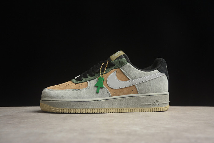 Nike Air Force 1 Low "Christmas" CQ5059-101