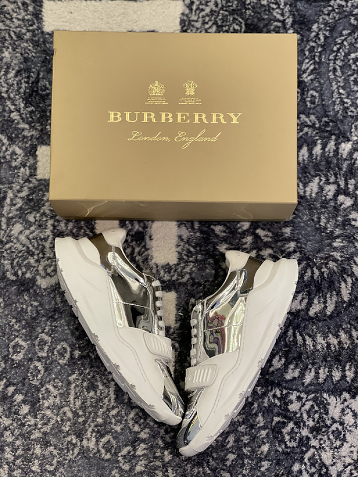 bby sneaker by0071
