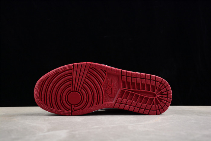 air jordan 1 high og team red dz5485-160