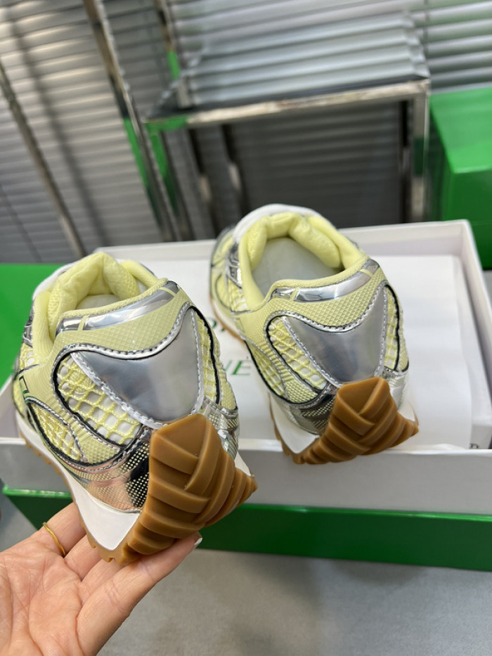 Bo*te*ga ve*ne*ta sneaker