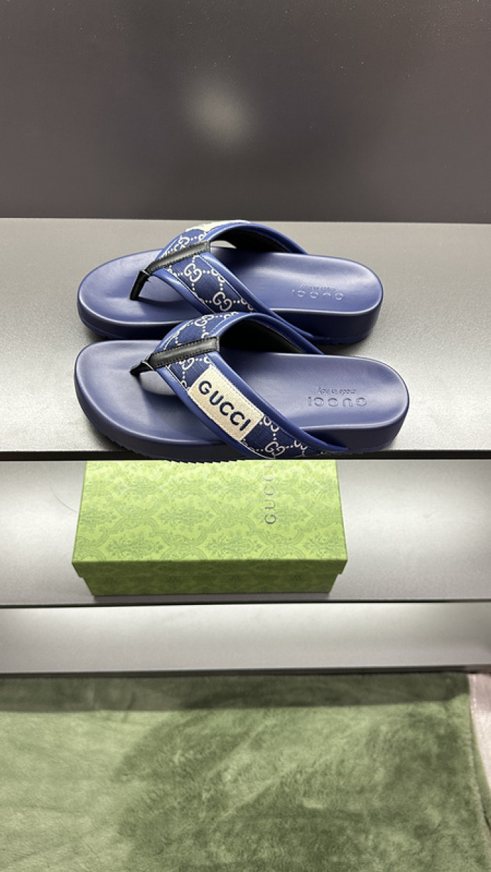GUC* SLIPPERS DR258-079