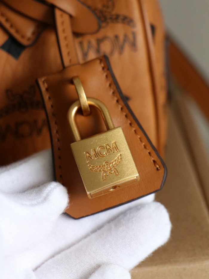 M*CM bag B0113-149