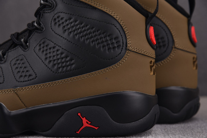 Air Jordan 9 Retro 