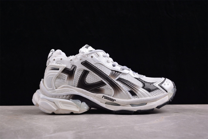 blcg runner sneaker w3rung9010