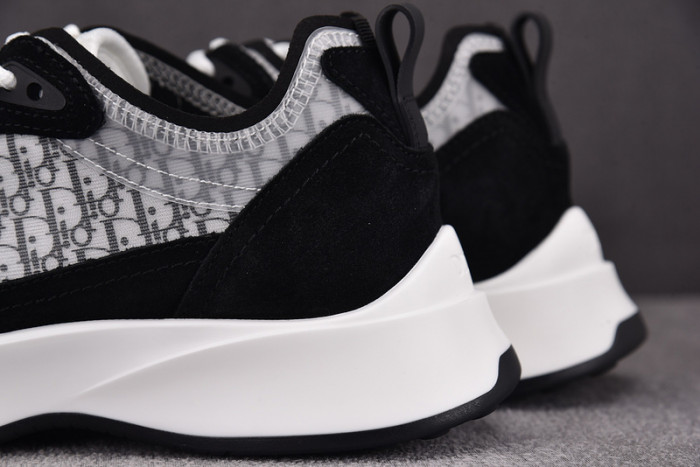 D10R SHOES D896-152