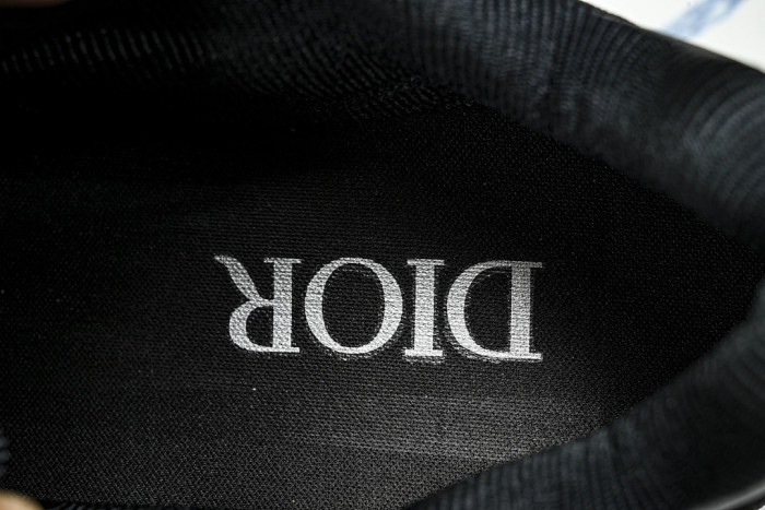 D10R B27 SNEAKERS BNOP235-092
