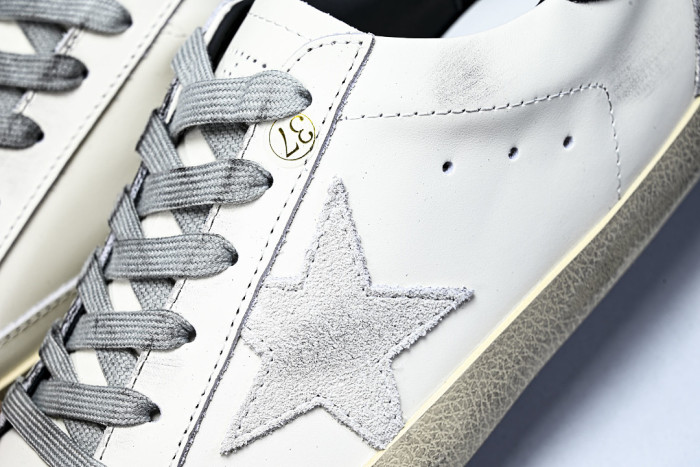 G01den G003e SNEAKERS GGS00030