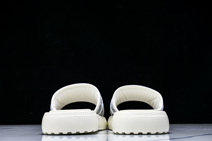 D10r SLIPPERS DS258-096