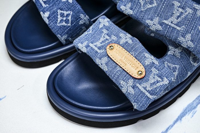1*V SLIPPERS 11V0107-098