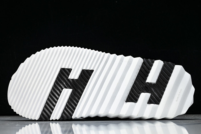 He*mes Slide CU526-2177