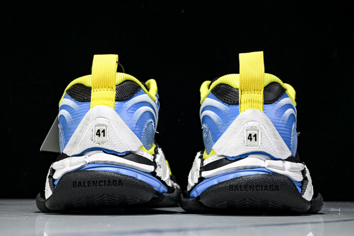 BLCG SNEAKER TRIPLE.S SNEAKERS WTRS2449