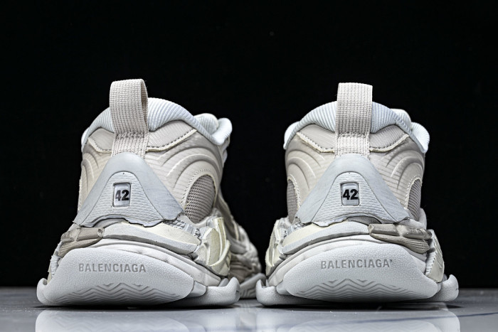BLCG SNEAKER TRIPLE.S SNEAKERS WTRS2919