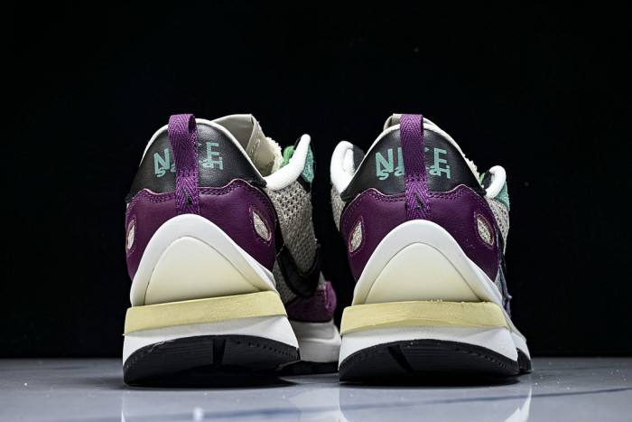 sacai x Nike VaporWaffle SP 