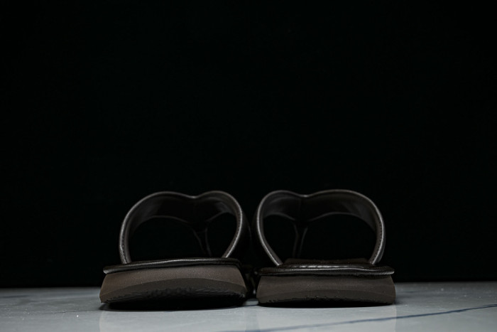 1*V SLIPPERS 11V0107-163