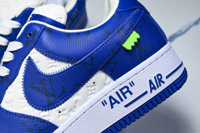 1V X Nike Air Force 11V0425-548