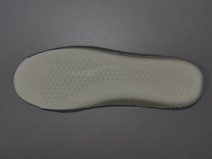 d.g. sneakers