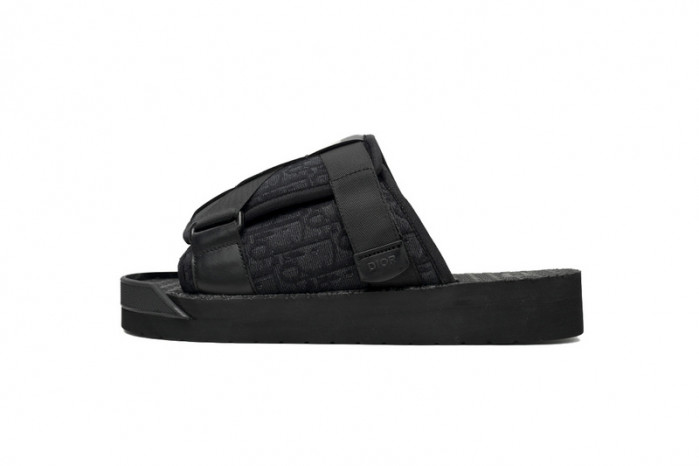 D*or slippers