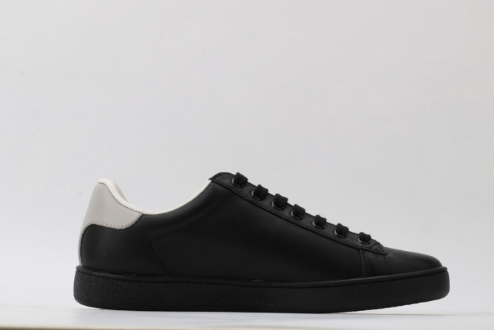 gucc ace embroidered low-top sneaker 431942a38g09064