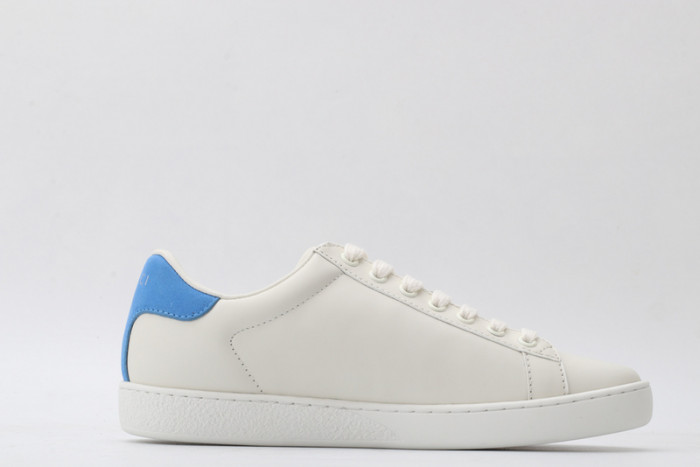 gucc ace embroidered low-top sneaker 431942a38g09066