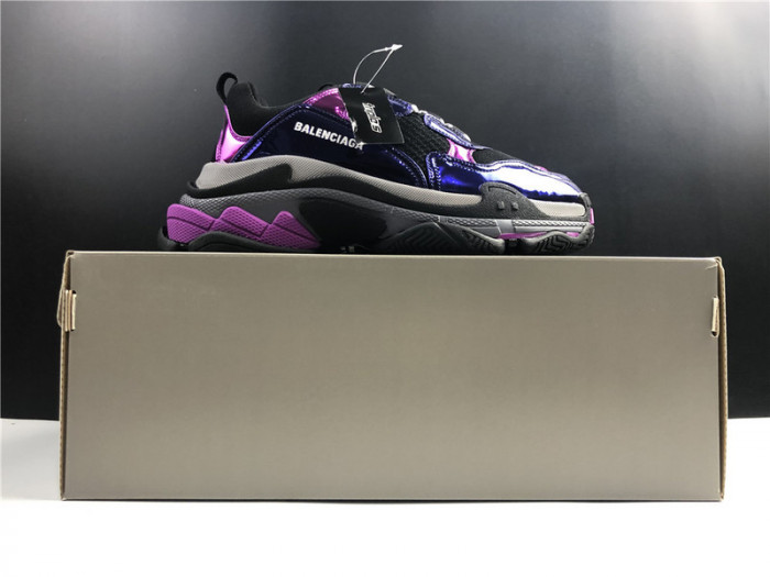 blcg sneaker triple.s.gomma bright purplish red 524039 w2fw1 1976