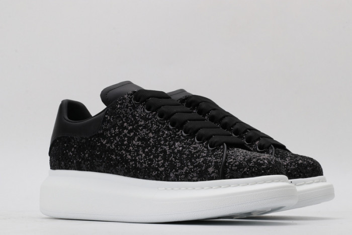 A1exa*der Mcqv*en SNEAKERS MC5563-052
