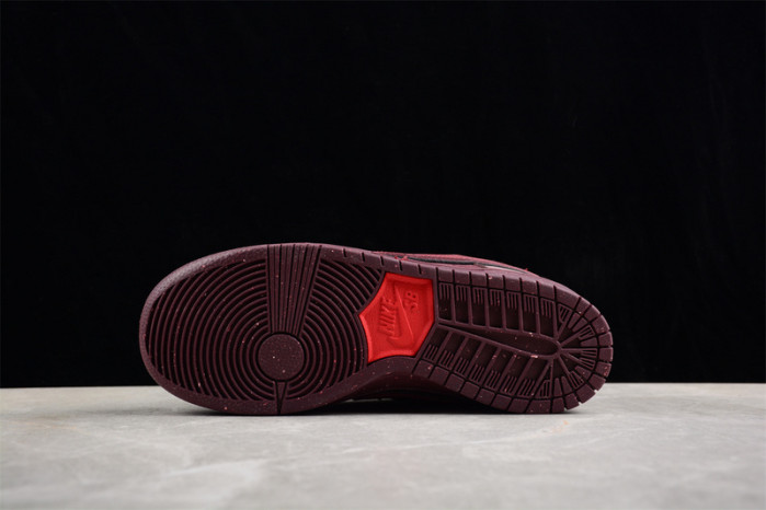 Nike SB Dunk Low "Valentine