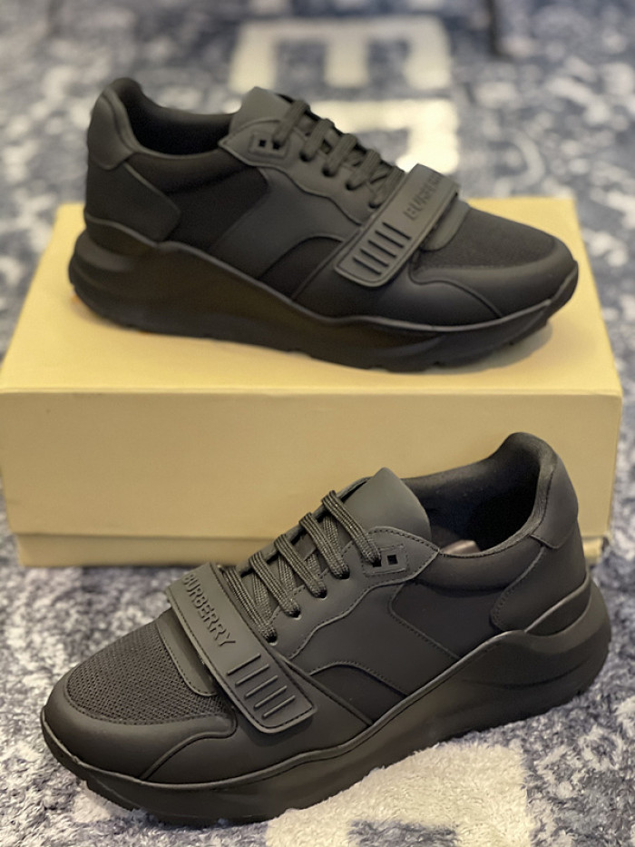 bby sneaker by0067
