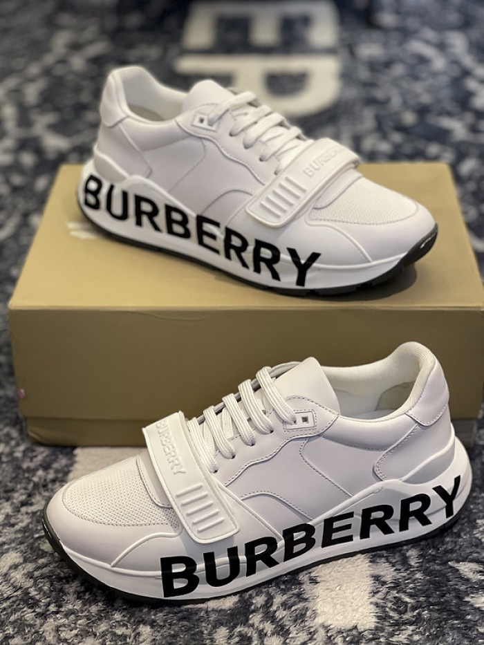 bby sneaker by0072