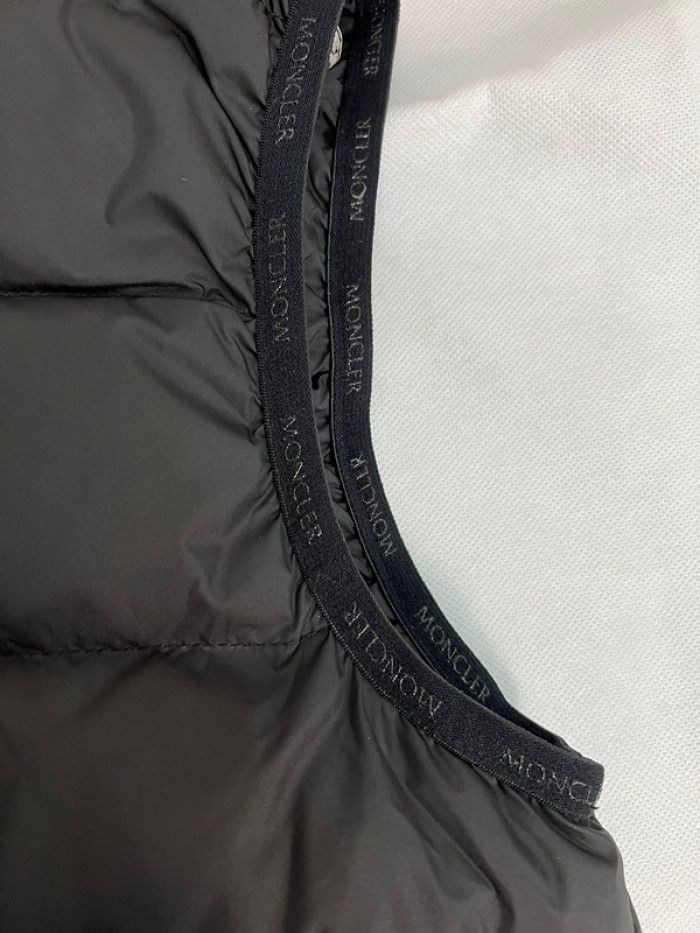 m0ncle mon0926-058