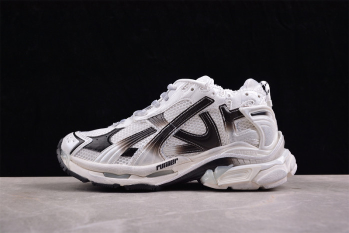 blcg runner sneaker w3rung9010