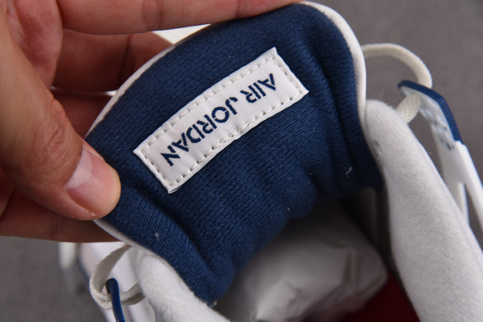 Nike SB x Air Jordan 4 Retro SP
