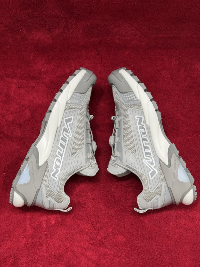 1V SNEAKERS 1V0425-299