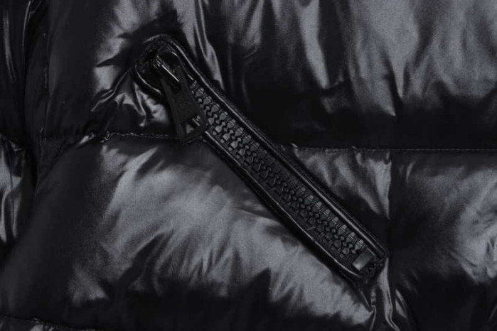 m0ncle mon0926-109