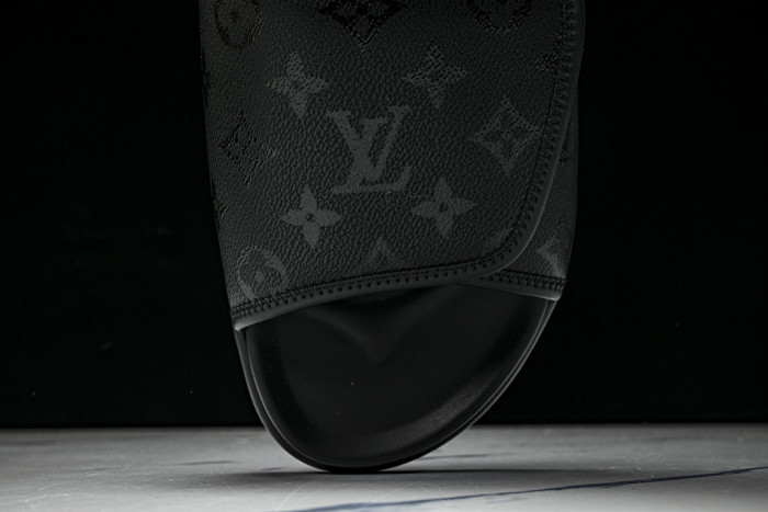 1*V SLIPPERS 11V0107-091