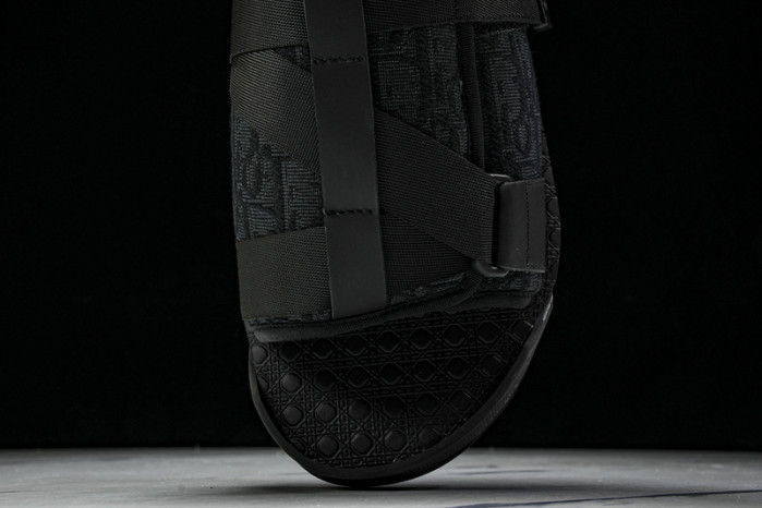 D10r SLIPPERS DS258-074