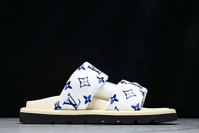 1*V SLIPPERS 11V0107-113
