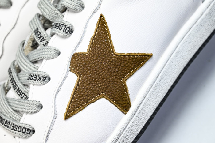 G01den G003e SNEAKERS GGS00026