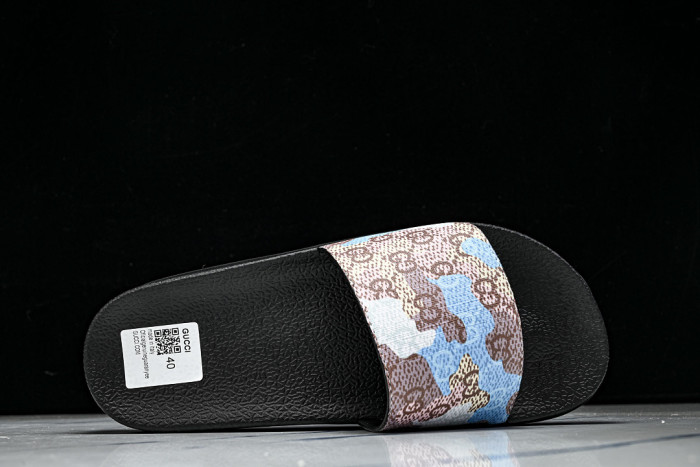 Gv*c SLIPPERS GU568-132