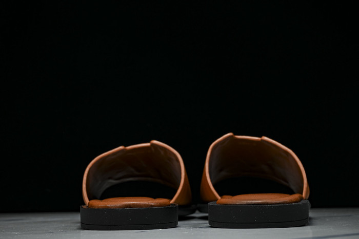 1*V SLIPPERS 11V0107-145