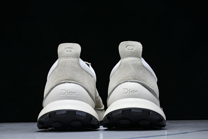 D10R Sneaker D897-239