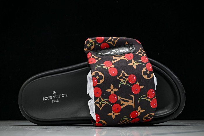 1*V SLIPPERS 11V0107-097