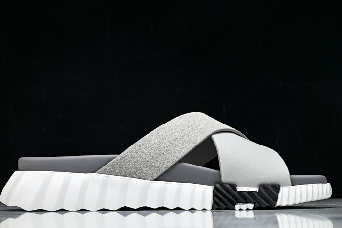 He*mes Slide CU526-2180