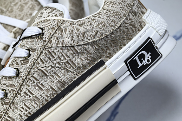 D10R B23 Sneakers DR1256-5619